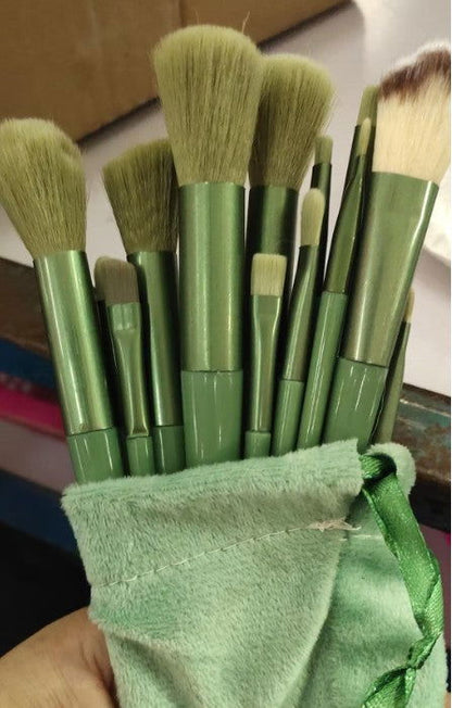 LovelyRLovely 13Pcs Makeup Brush Set Make Up Concealer 13 Green Cloth Bags LovelyRLovely 13Pcs Makeup Brush Set