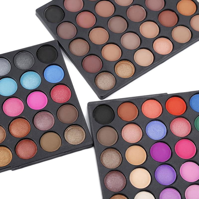 LovelyRLovely 40 eye shadows LovelyRLovely 40 eye shadows