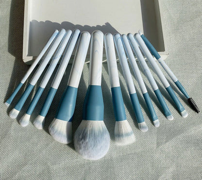 LovelyRLovely LovelyRLovely Beginner Beauty Brush Set A LovelyRLovely Beginner Beauty Brush Set With Super Soft Bristles