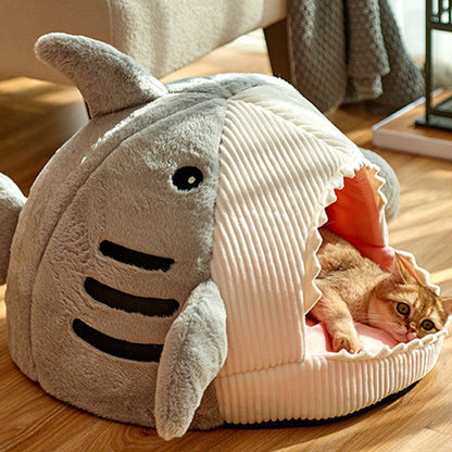 LovelyRLovely LovelyRLovely Cosy And Soft Hideout Shar LovelyRLovely Cosy And Soft Hideout Shark Cat Kennel