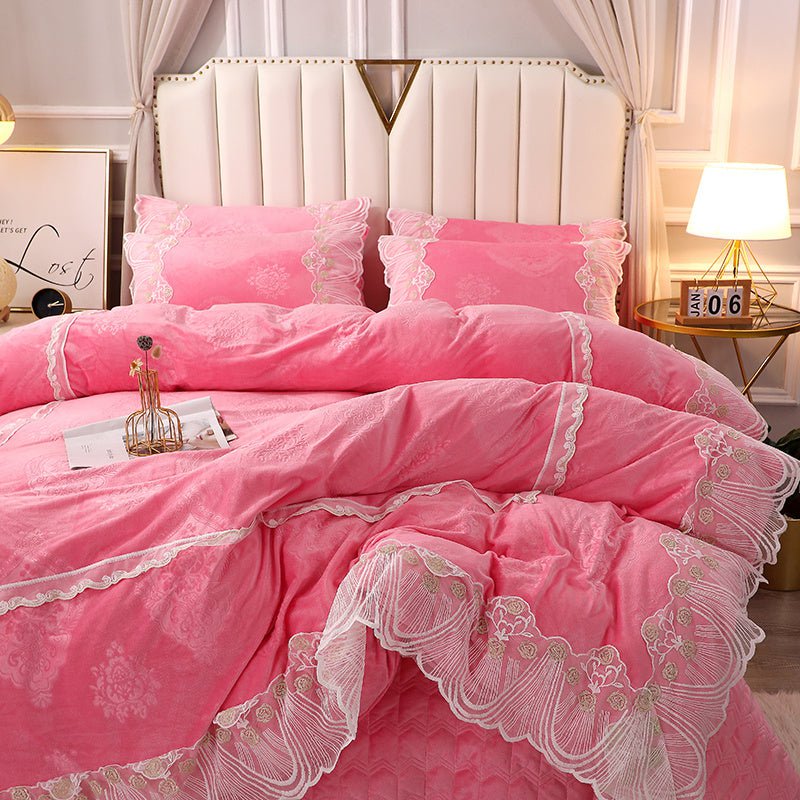 LovelyRLovely LovelyRLovely European Style Lace Velvet Photo Color / 6 Style / 1.5mFourpiece suit LovelyRLovely European Style Lace Velvet 4piece Duvet Set