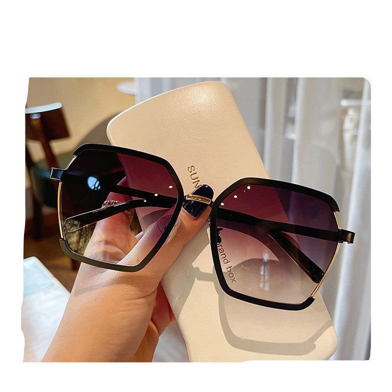 LovelyRLovely LovelyRLovely Ins Vintage Half-Frame Sun Black to grey LovelyRLovely Ins Vintage Half-Frame Sunglasses