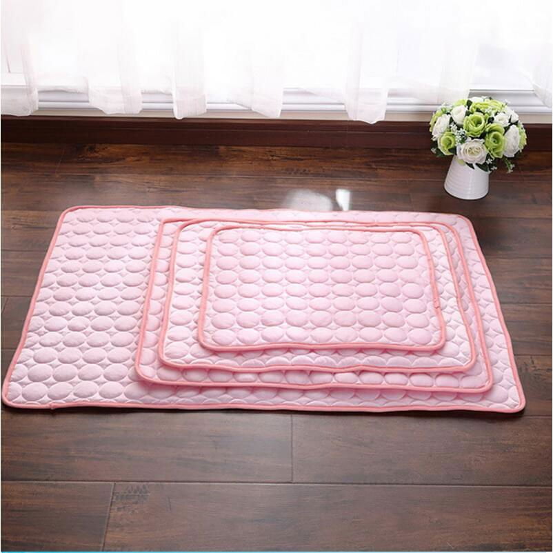 LovelyRLovely LovelyRLovely Pet Silk Cold Nest Pad For LovelyRLovely Pet Silk Cold Nest Pad For Cooling In Summer