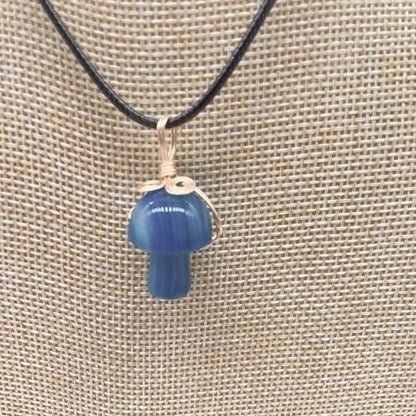 LovelyRLovely LovelyRLovely Winding Small Mushroom Nat Blue agate LovelyRLovely Winding Small Mushroom Natural Stone Necklace