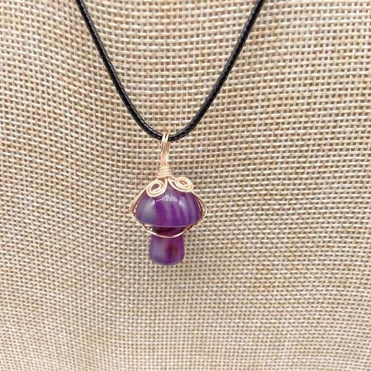 LovelyRLovely LovelyRLovely Winding Small Mushroom Nat Purple agate LovelyRLovely Winding Small Mushroom Natural Stone Necklace