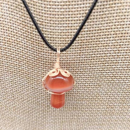 LovelyRLovely LovelyRLovely Winding Small Mushroom Nat Red agate LovelyRLovely Winding Small Mushroom Natural Stone Necklace