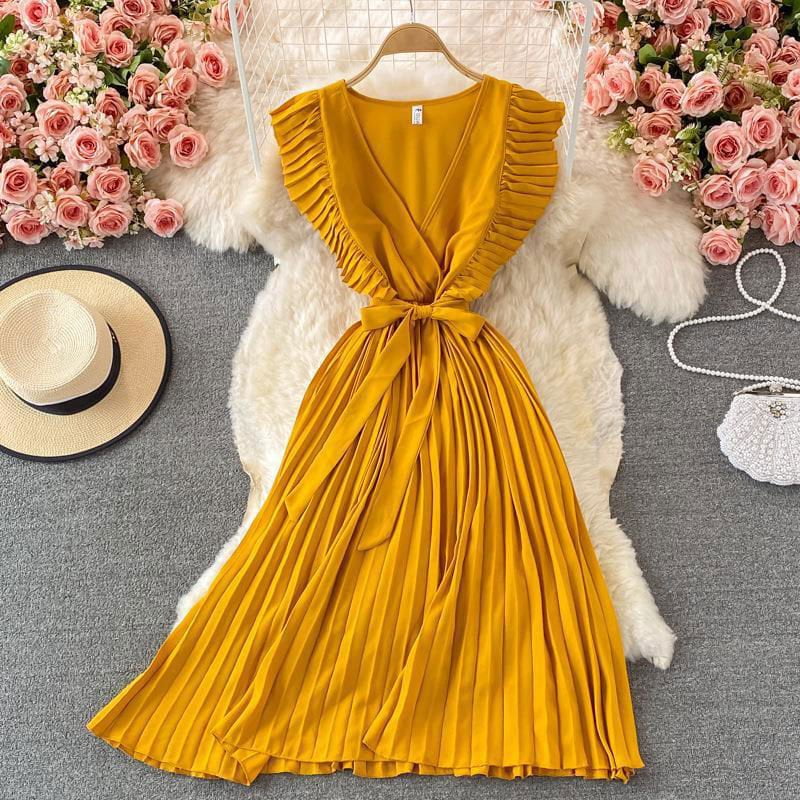 LovelyRLovely LovelyRLovely Women's Temperament Waist- Yellow / One size LovelyRLovely Women's Temperament Waist-hugging V-neck Pleated Dress